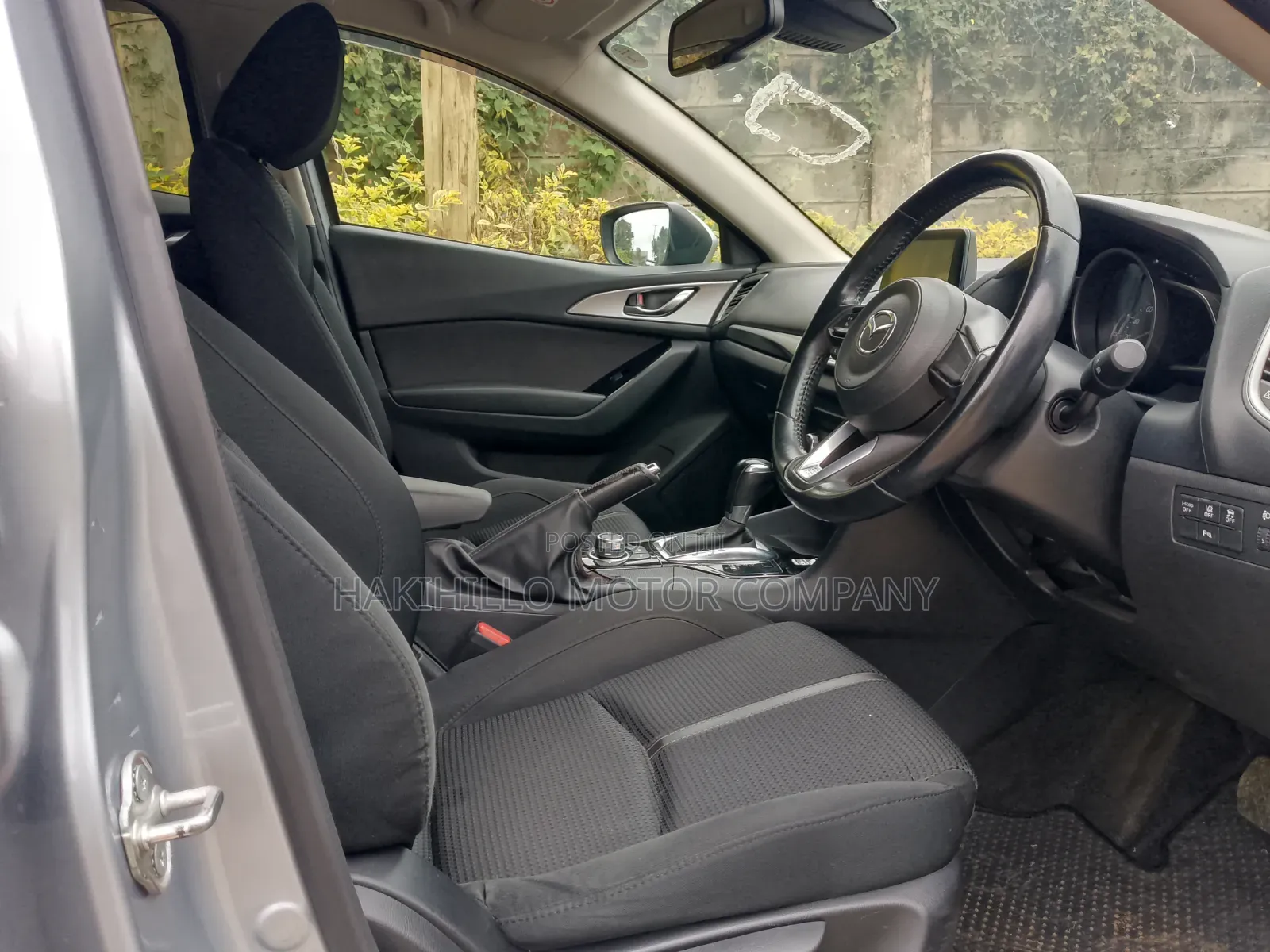 Mazda Axela 2018 Silver