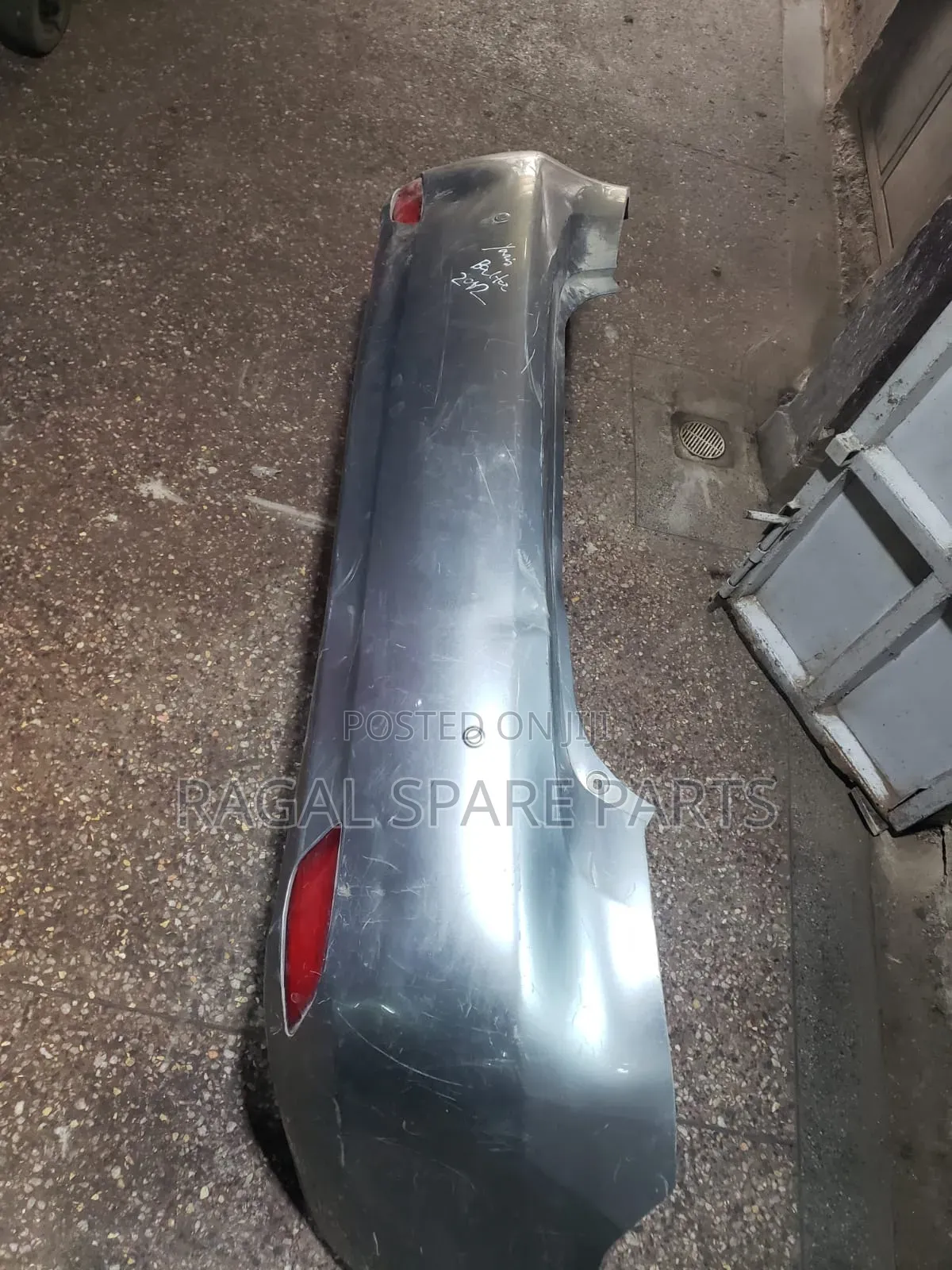 Belta Bumper With Reflectors