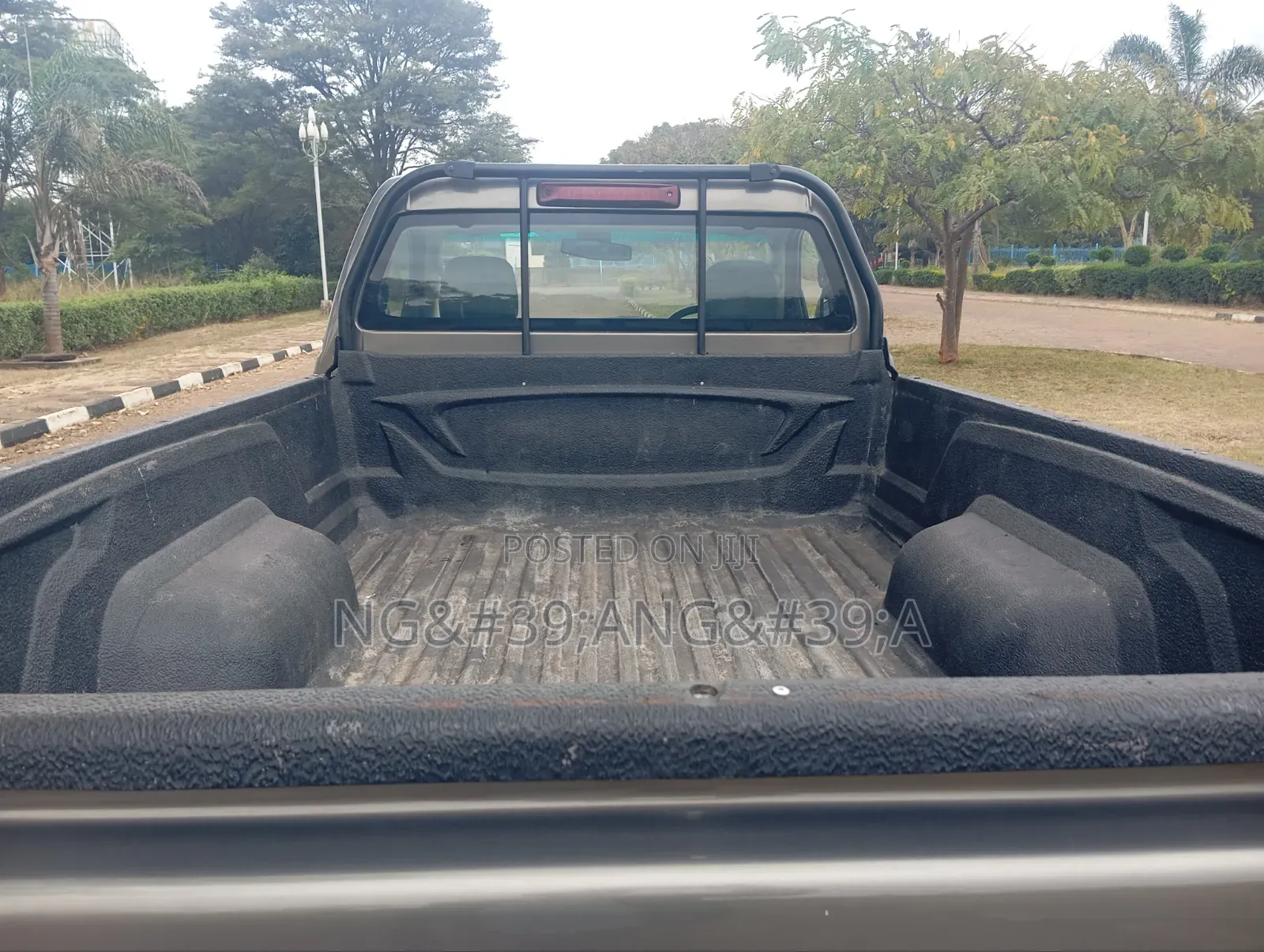Isuzu D-MAX 2022 Green