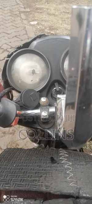 TVS HLX 125 2017 Red