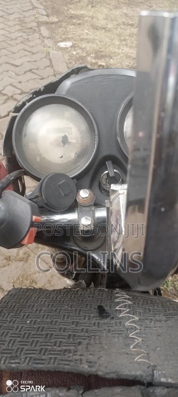 TVS HLX 125 2017 Red - main view