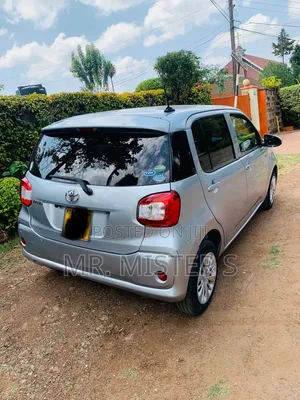 Toyota Passo 2019 Silver