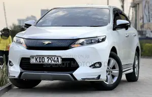 Toyota Harrier 2.0 2015 White