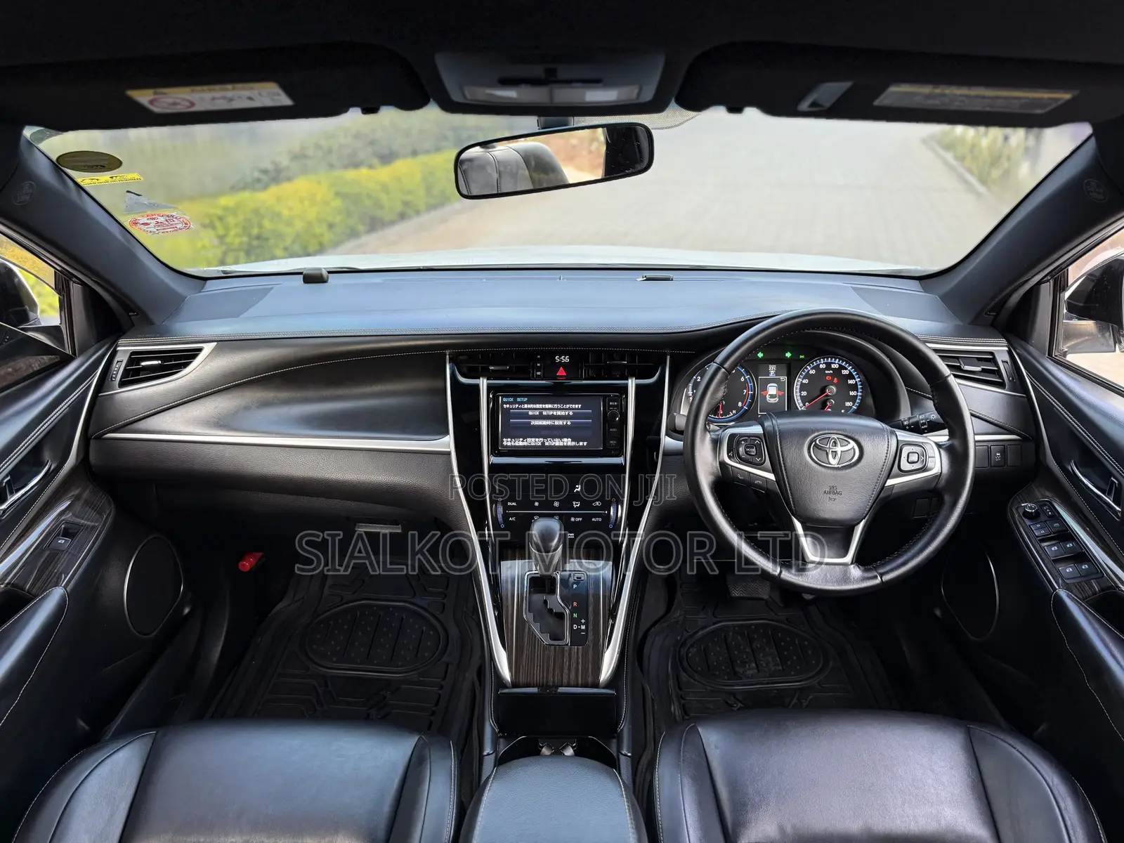 Toyota Harrier 2.0 2015 White