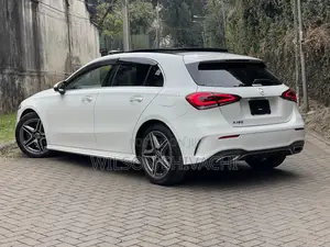 Mercedes-Benz A-Class 2019 White