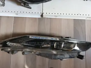 LHS Toyota Harrier 2014-2017 Headlight
