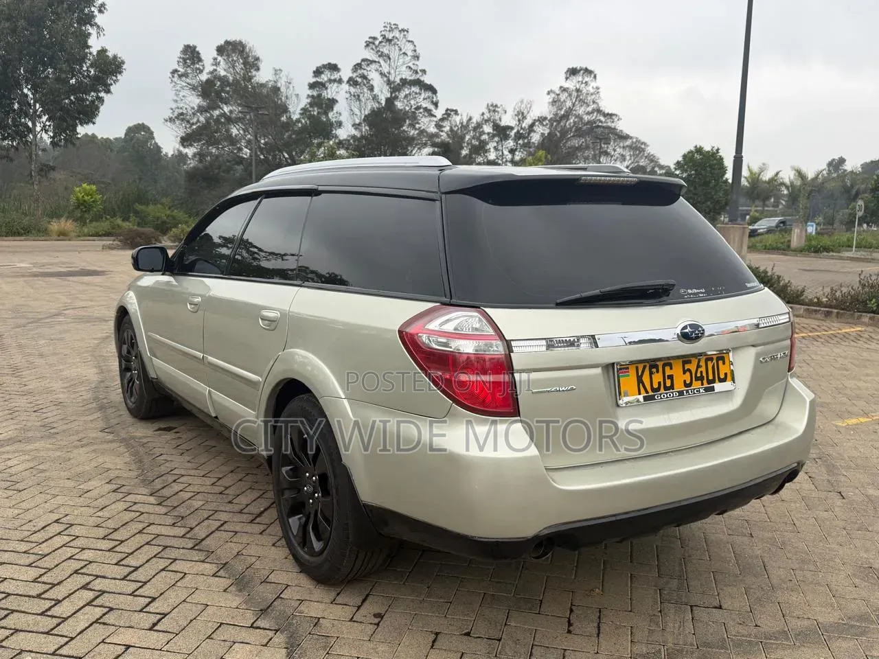 Subaru Outback 2009 Silver