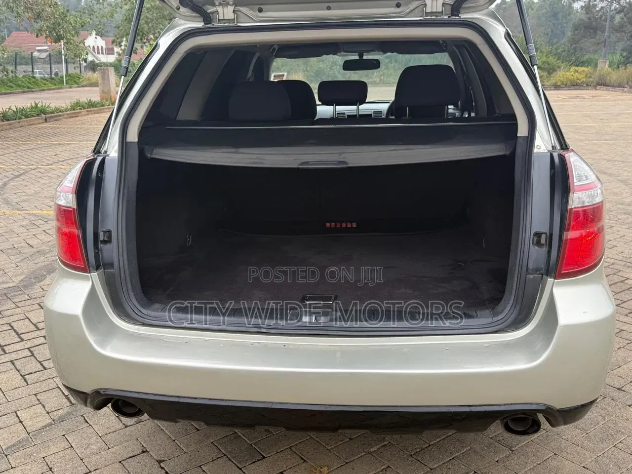 Subaru Outback 2009 Silver