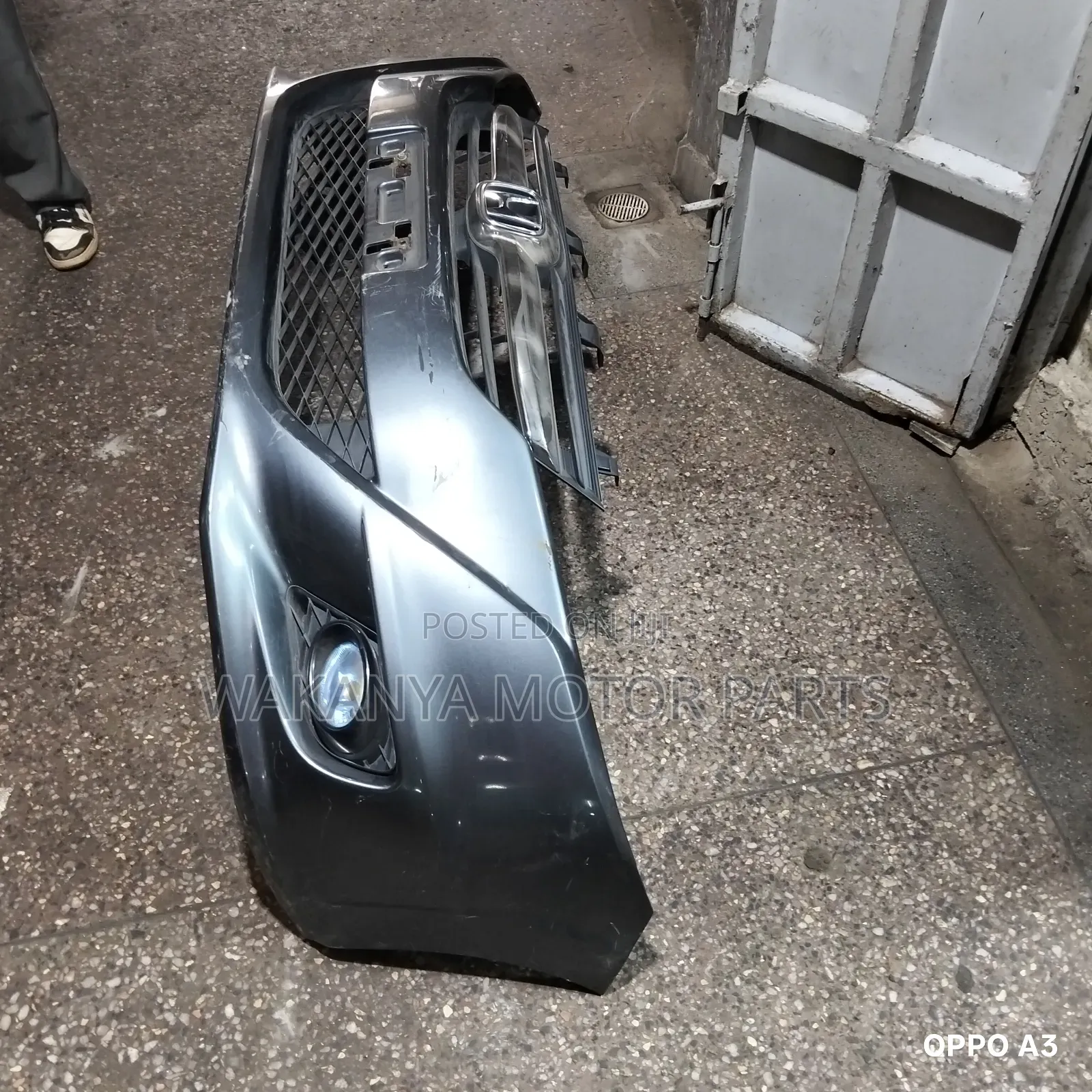 Honda Stream Model 2011/2012 Front Bumper With Fog Lamps, LESS GRILLE