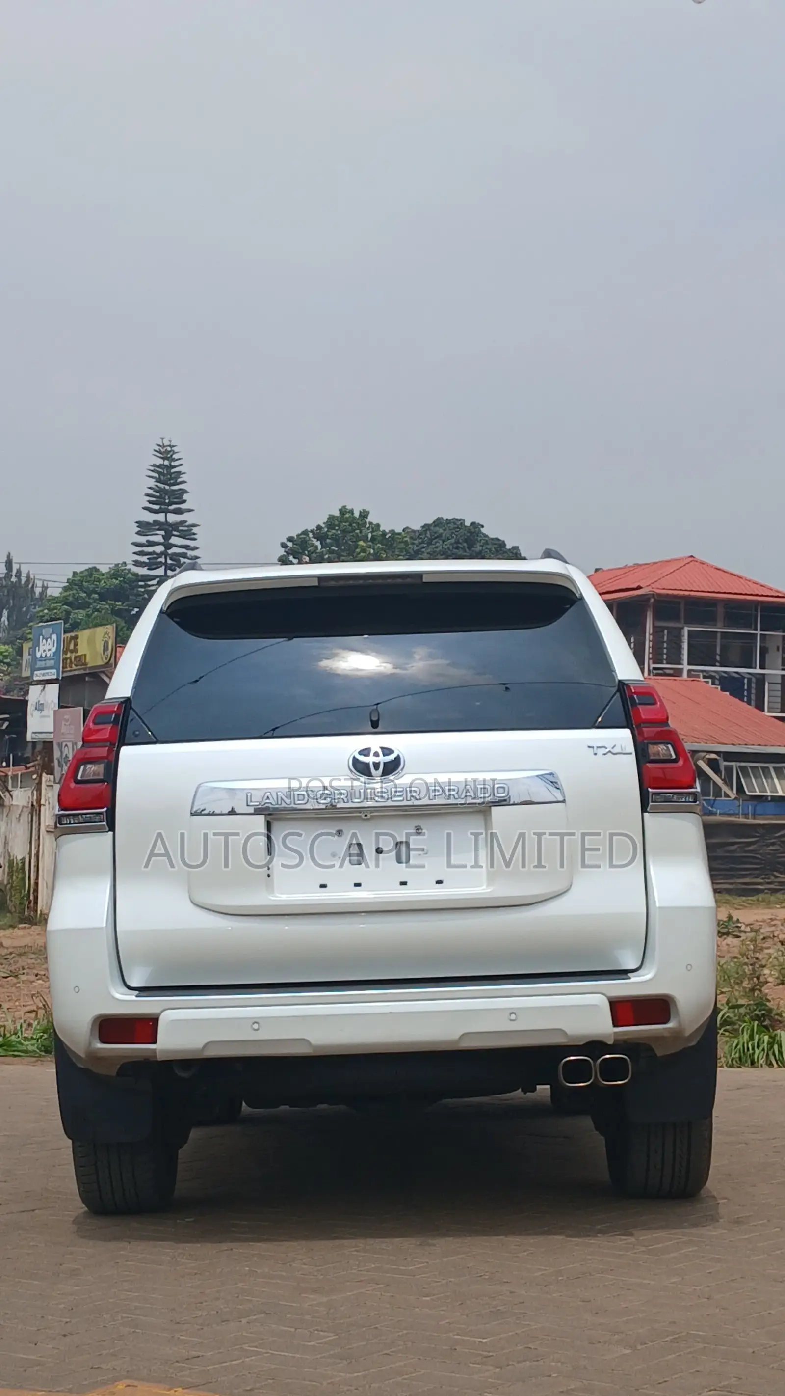 Toyota Land Cruiser Prado 2019 White
