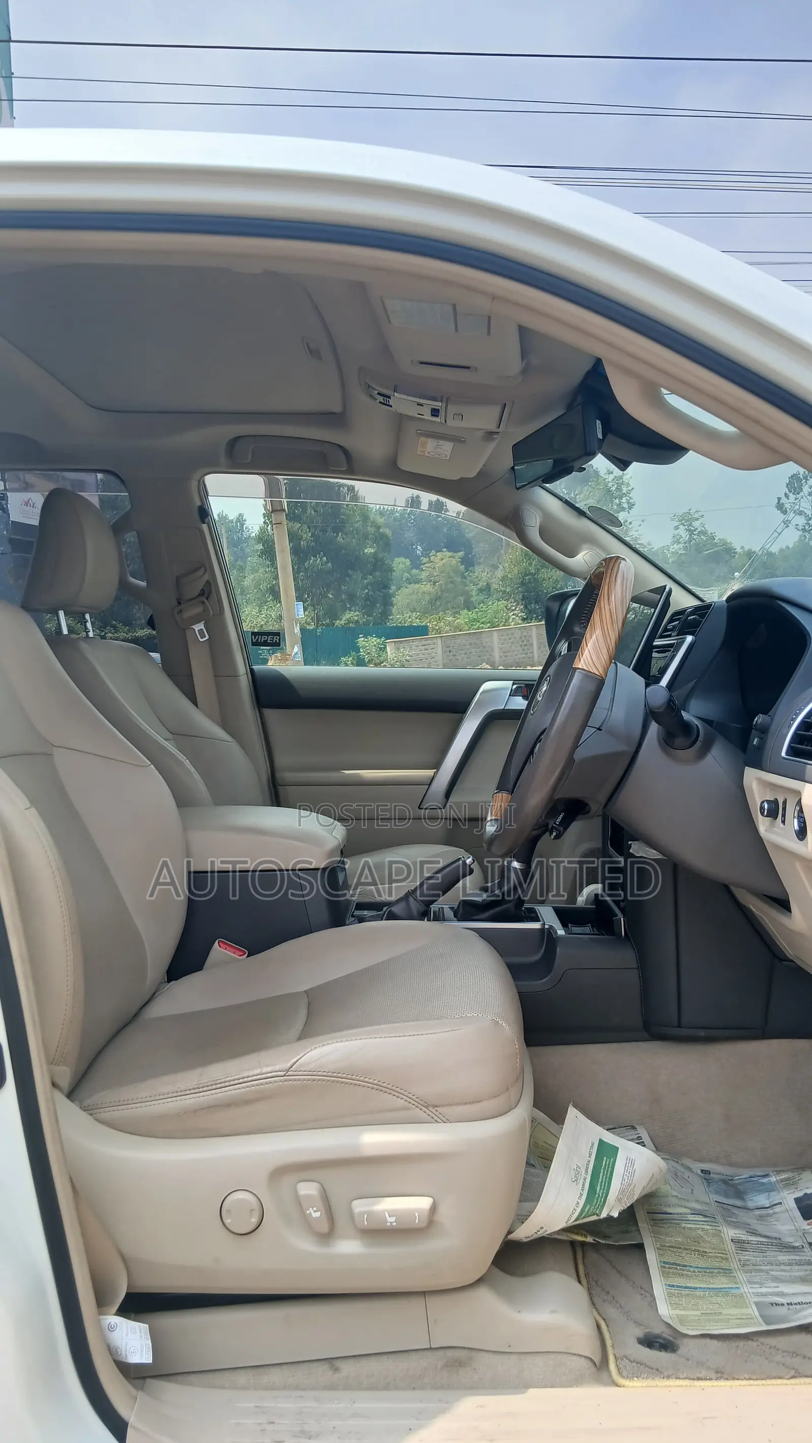Toyota Land Cruiser Prado 2019 White