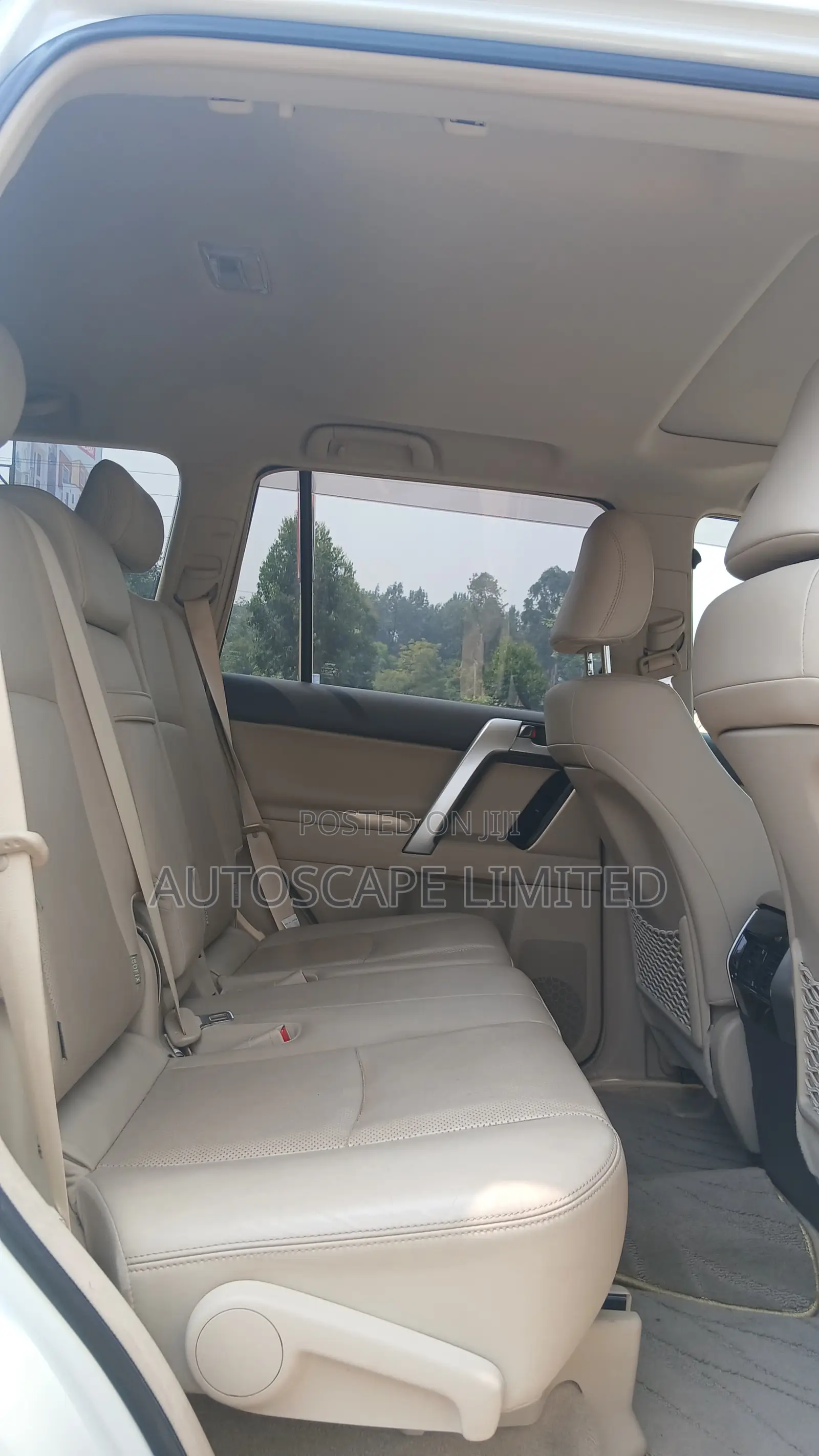 Toyota Land Cruiser Prado 2019 White