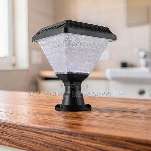 Modern Outdoor Led Garden Light Main Gate Post Solar Light Lamp - main view