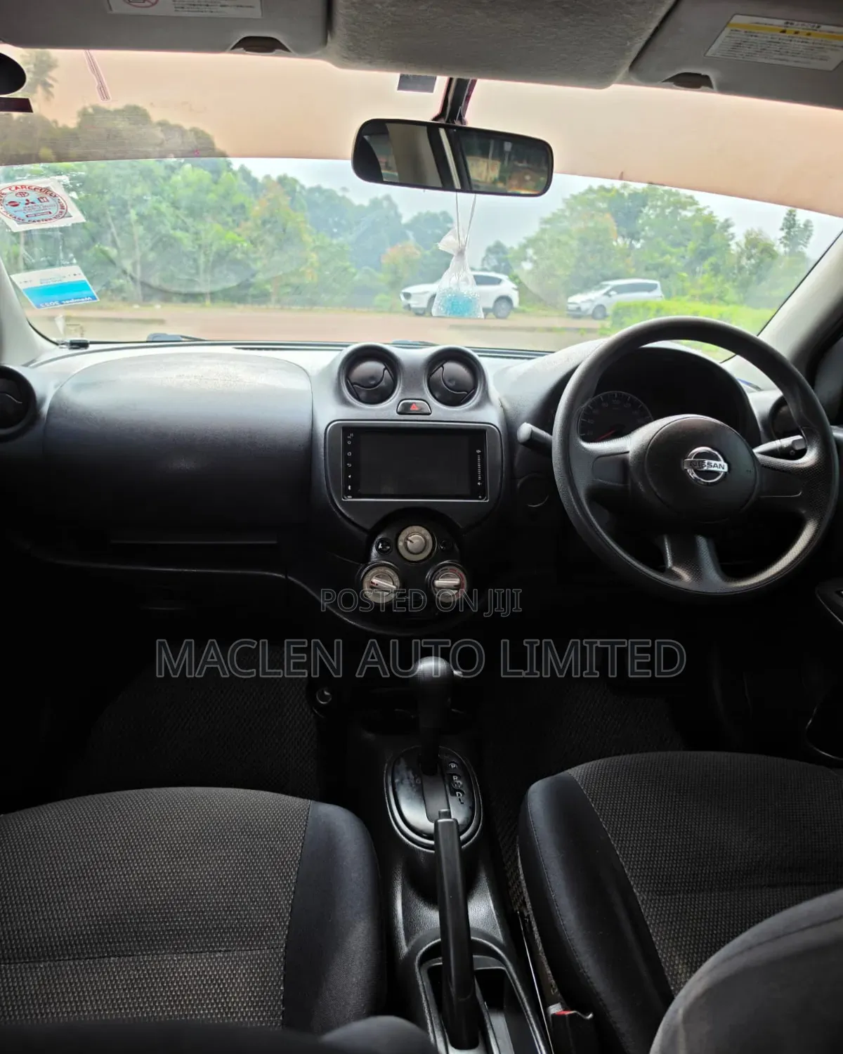 Nissan Latio 2014 Silver