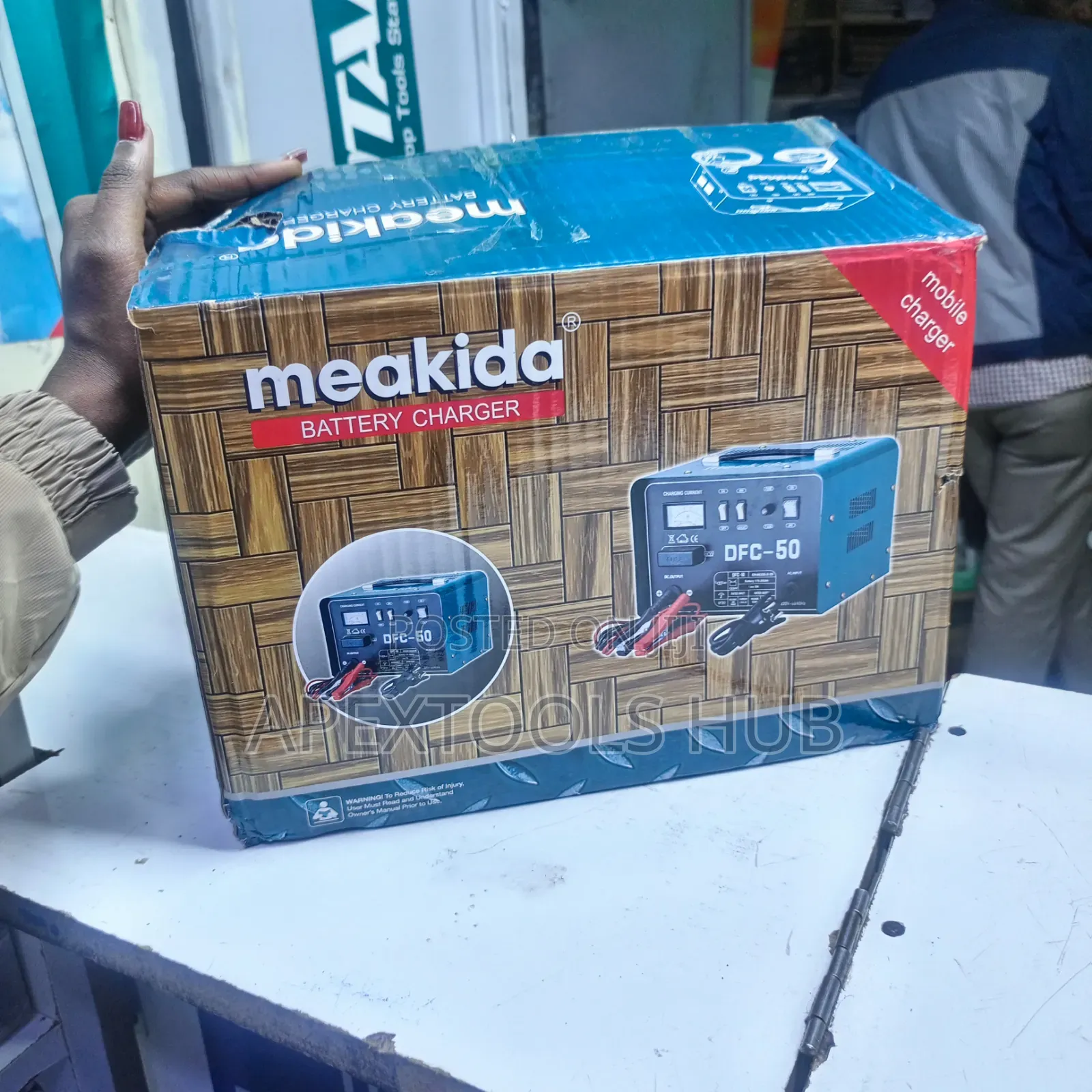 Meakida DFC-50 Battery Charger