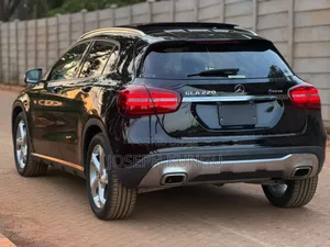 Mercedes-Benz GLA-Class 2019 Black