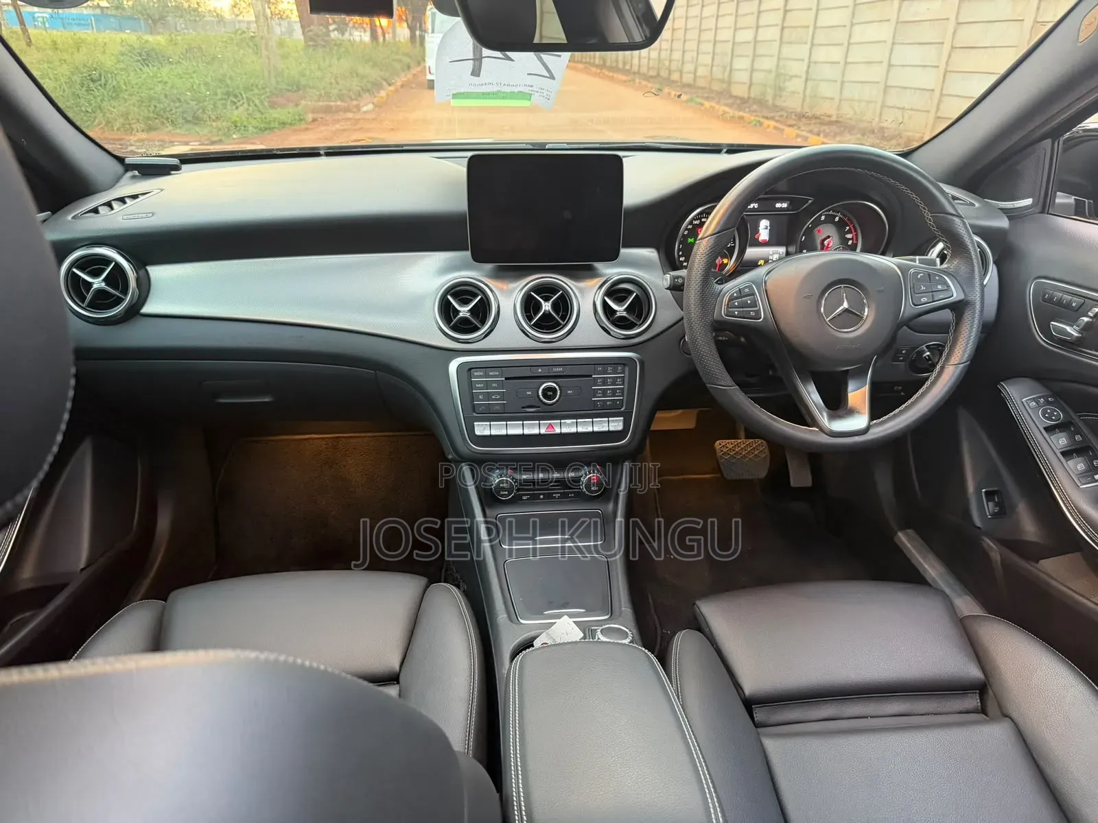 Mercedes-Benz GLA-Class 2019 Black