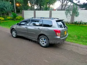Toyota Corolla Fielder 2012 Silver