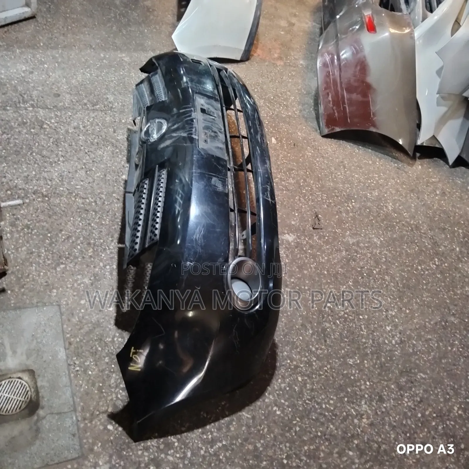 Nissan Note Front Bumper Complete, Model 2005. Clean Ex Japan