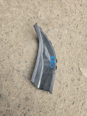 Nissan Serena C27 Windscreen Finisher