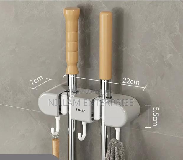 Non Slip Wall Mounted Mop Holder* - thumbnail 3