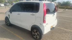 Daihatsu Move 2014 White