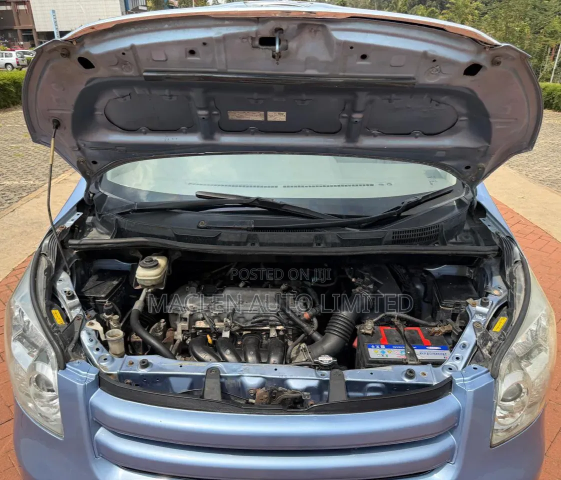 Toyota Noah 2009 Blue