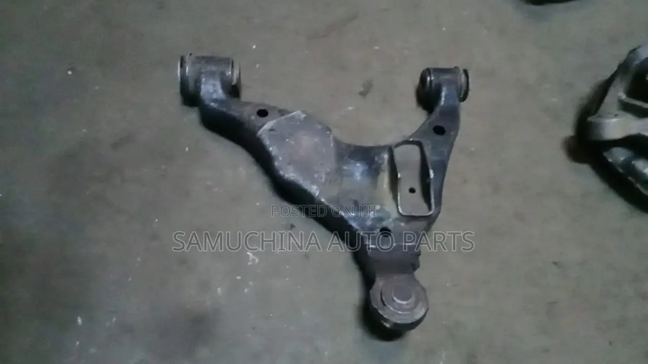 Front Lower Control Arm Land Cruiser Prado 120