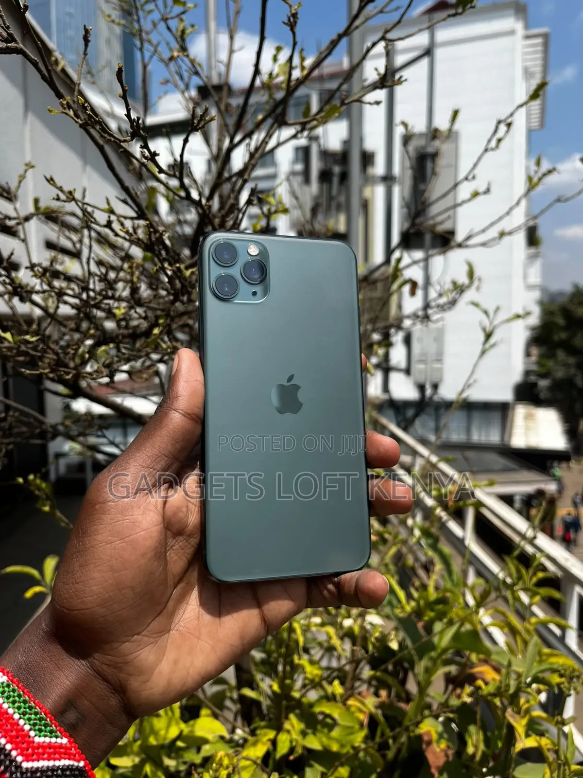 New Apple iPhone 11 Pro Max 256 GB Green