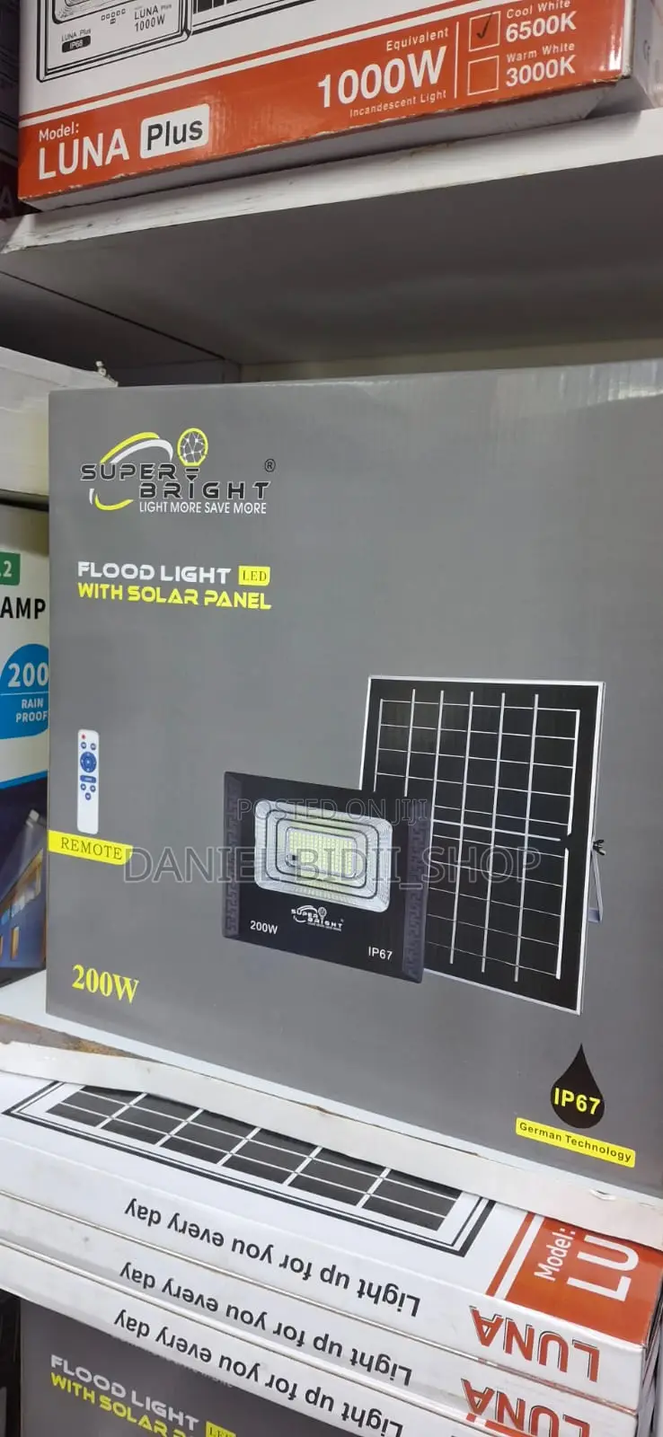 Super Bright 200 Watts Solar Floodlight With Solar Panel