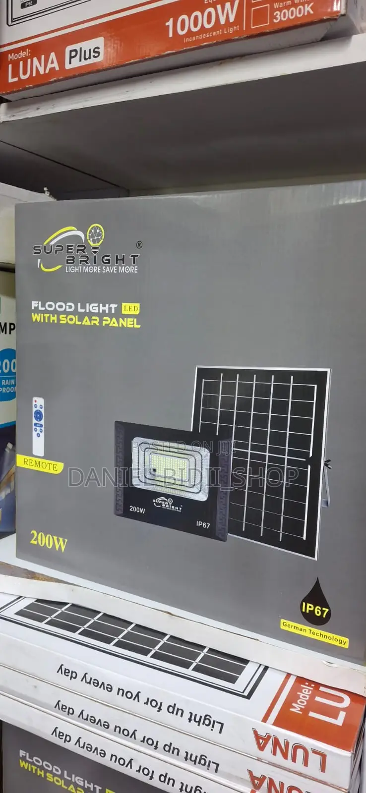 Super Bright 200 Watts Solar Floodlight With Solar Panel