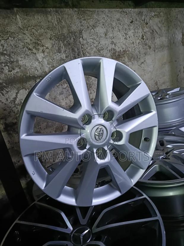 Land Cruiser V8 Rims Size 20