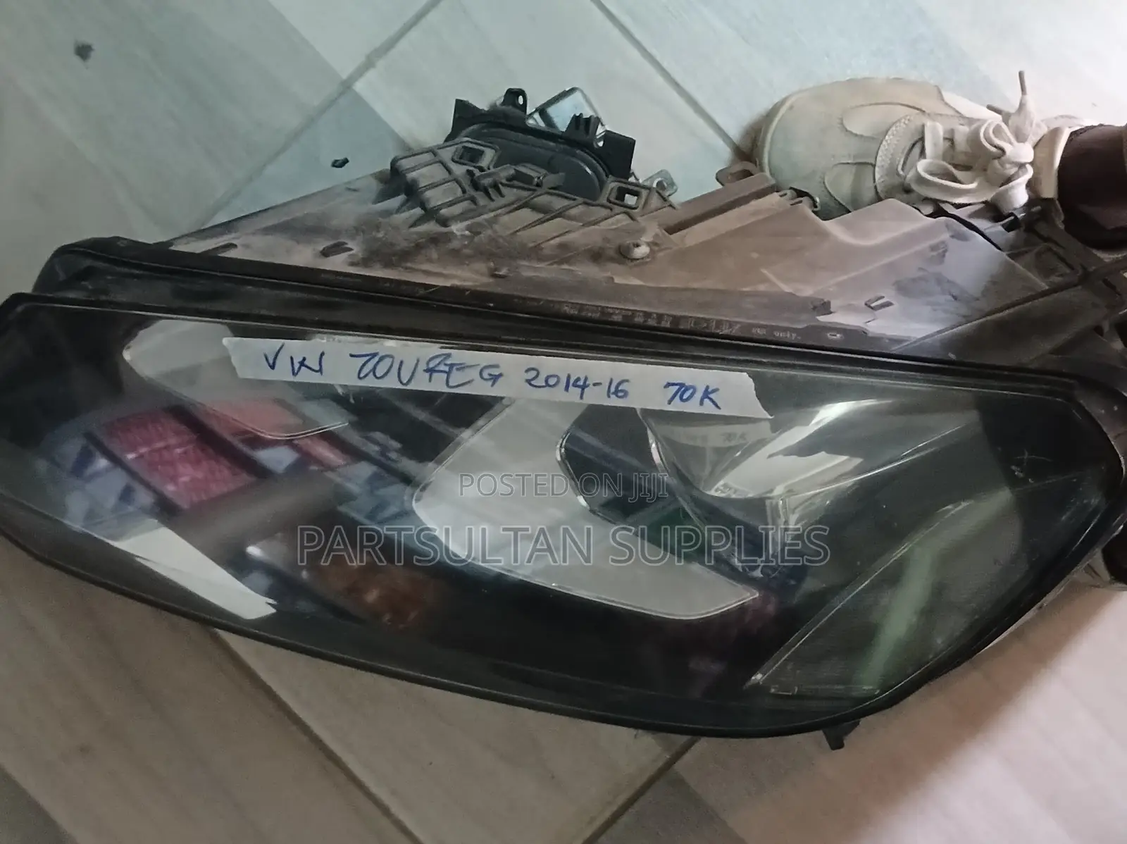 LHS Vw Toureg 2017 - 2016 Headlight