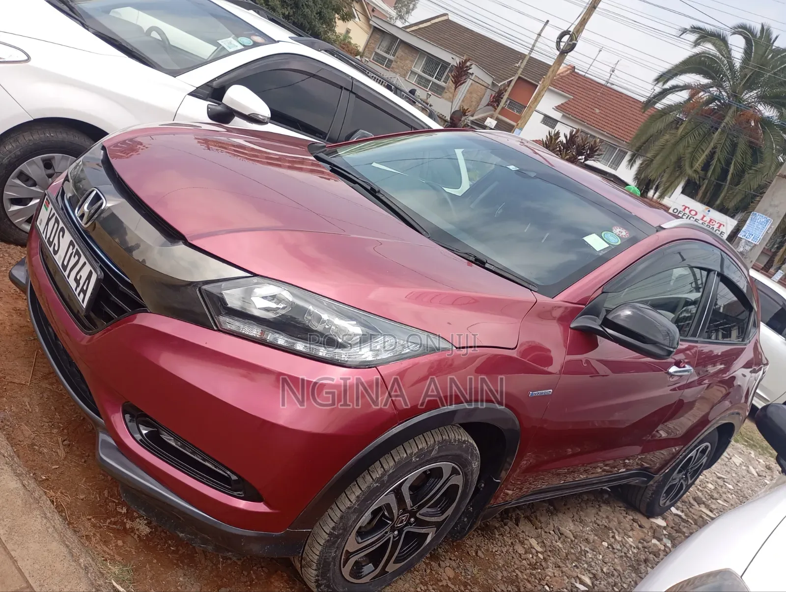 Honda Vezel 2017 Red
