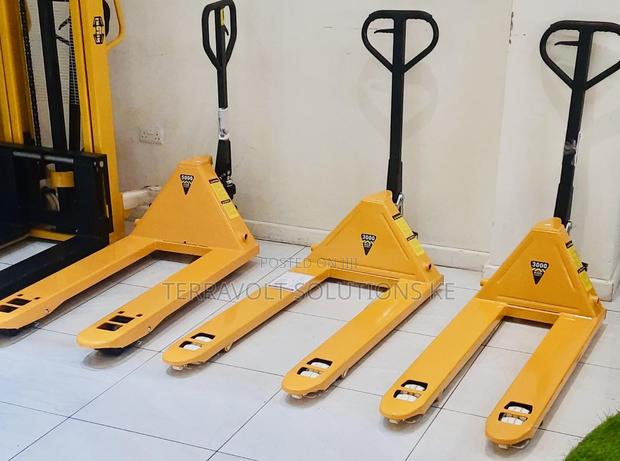 3Tonne WIDE Hisaki Japan MANUAL Pallet Trucks