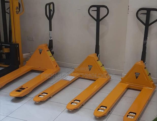 Hisaki Manual Pallet Truck - main view