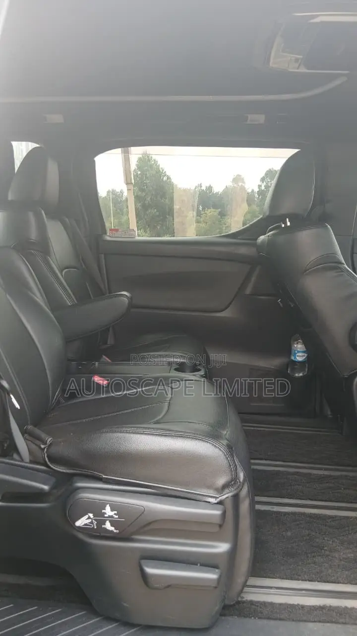 Toyota Vellfire 2019 Brown