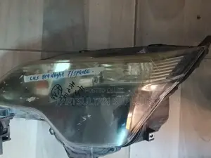 LHS Toyota Spade Headlight