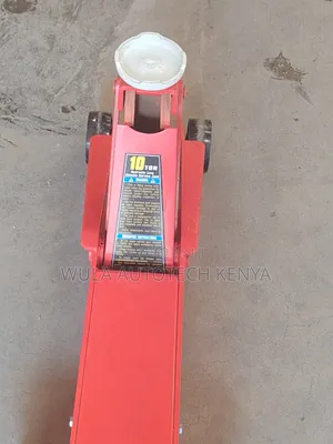 Professional and Durable 10tns Trolley Jack Machine Sunshine Italy