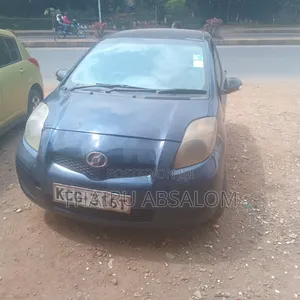 Toyota Vitz 2009 Blue