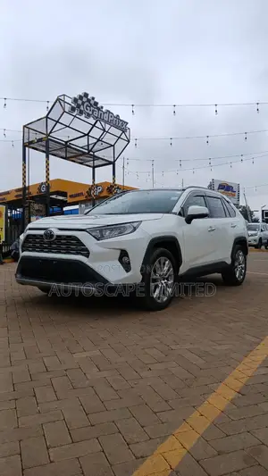 Toyota RAV4 2020 White