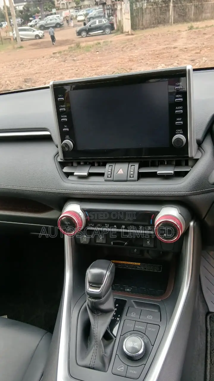 Toyota RAV4 2020 White