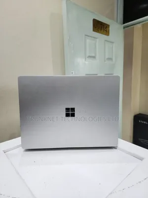 Laptop Microsoft Surface Go 16GB Intel Core i5 SSD 256GB