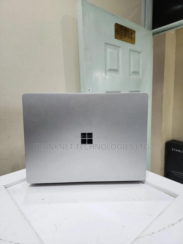 Laptop Microsoft Surface Go 16GB Intel Core i5 SSD 256GB - thumbnail 3