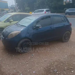 Toyota Vitz 2009 Blue