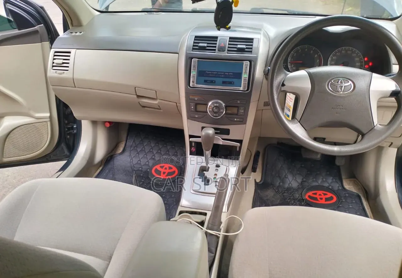 Toyota Axio 2010 Gray