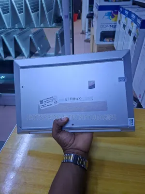 Laptop HP EliteBook 830 G8 16GB Intel Core i7 SSD 512GB
