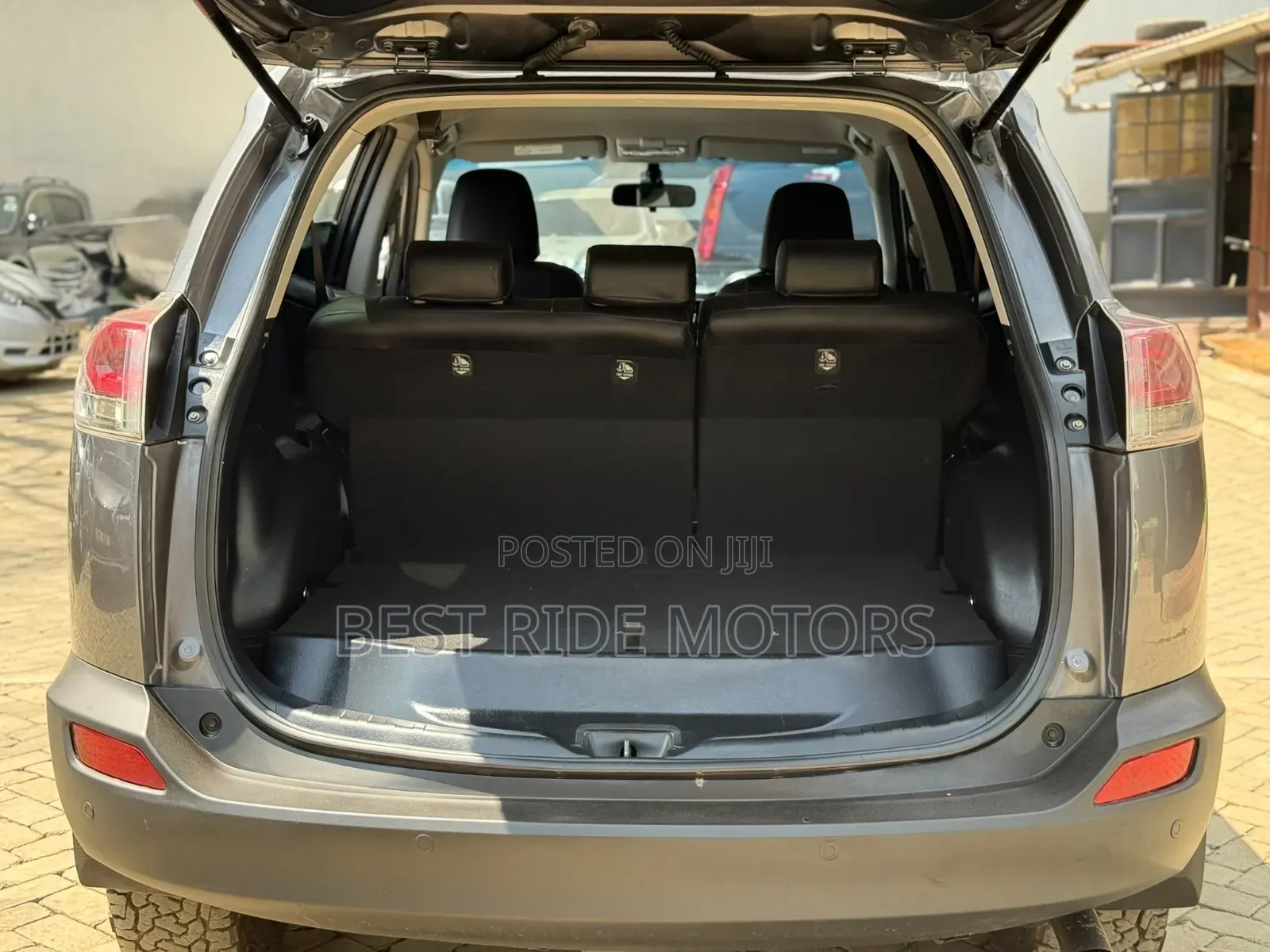 Toyota RAV4 2015 Gray