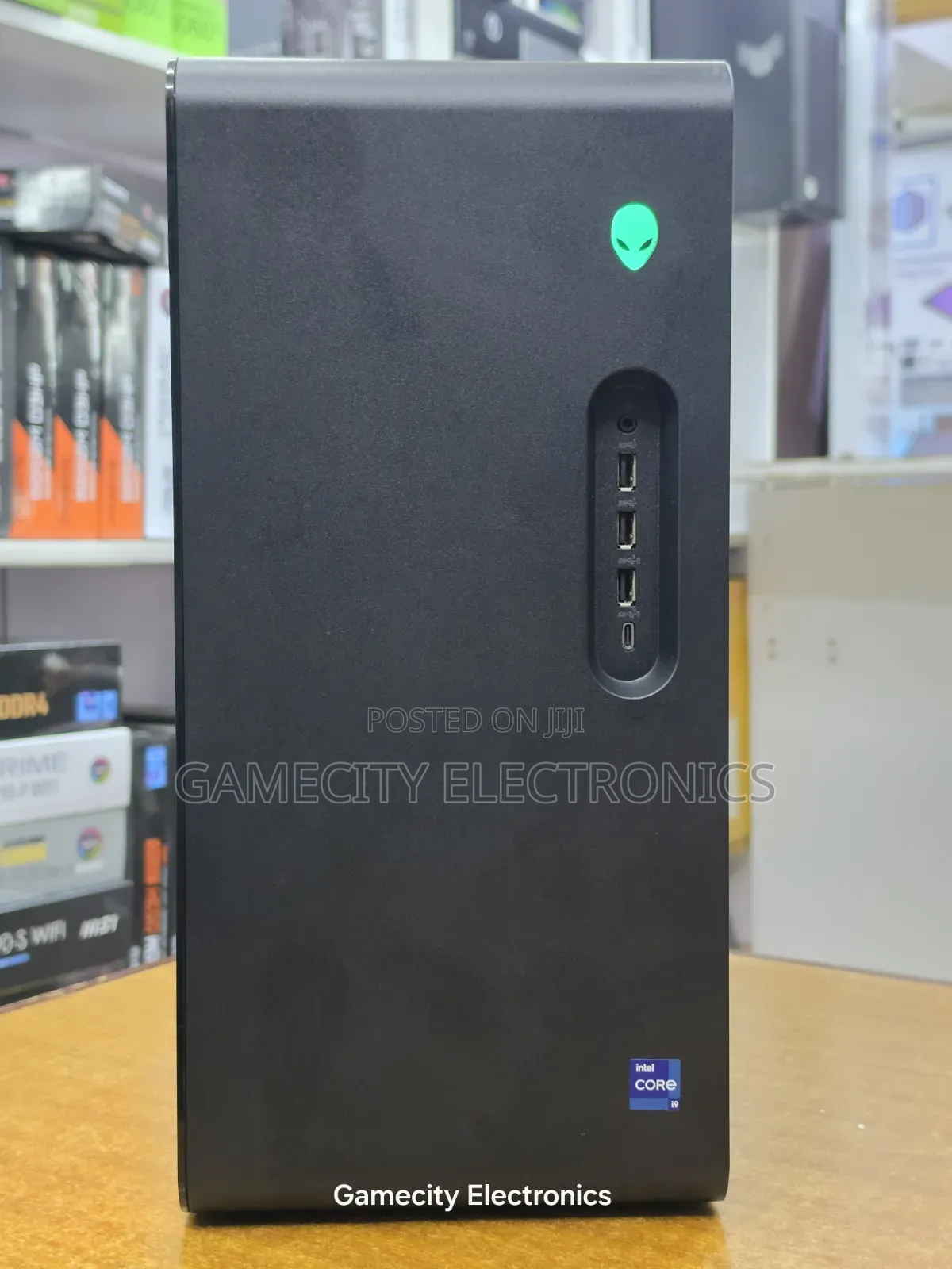 Desktop Computer Dell Aurora 32GB Intel Core i9 SSD 1T