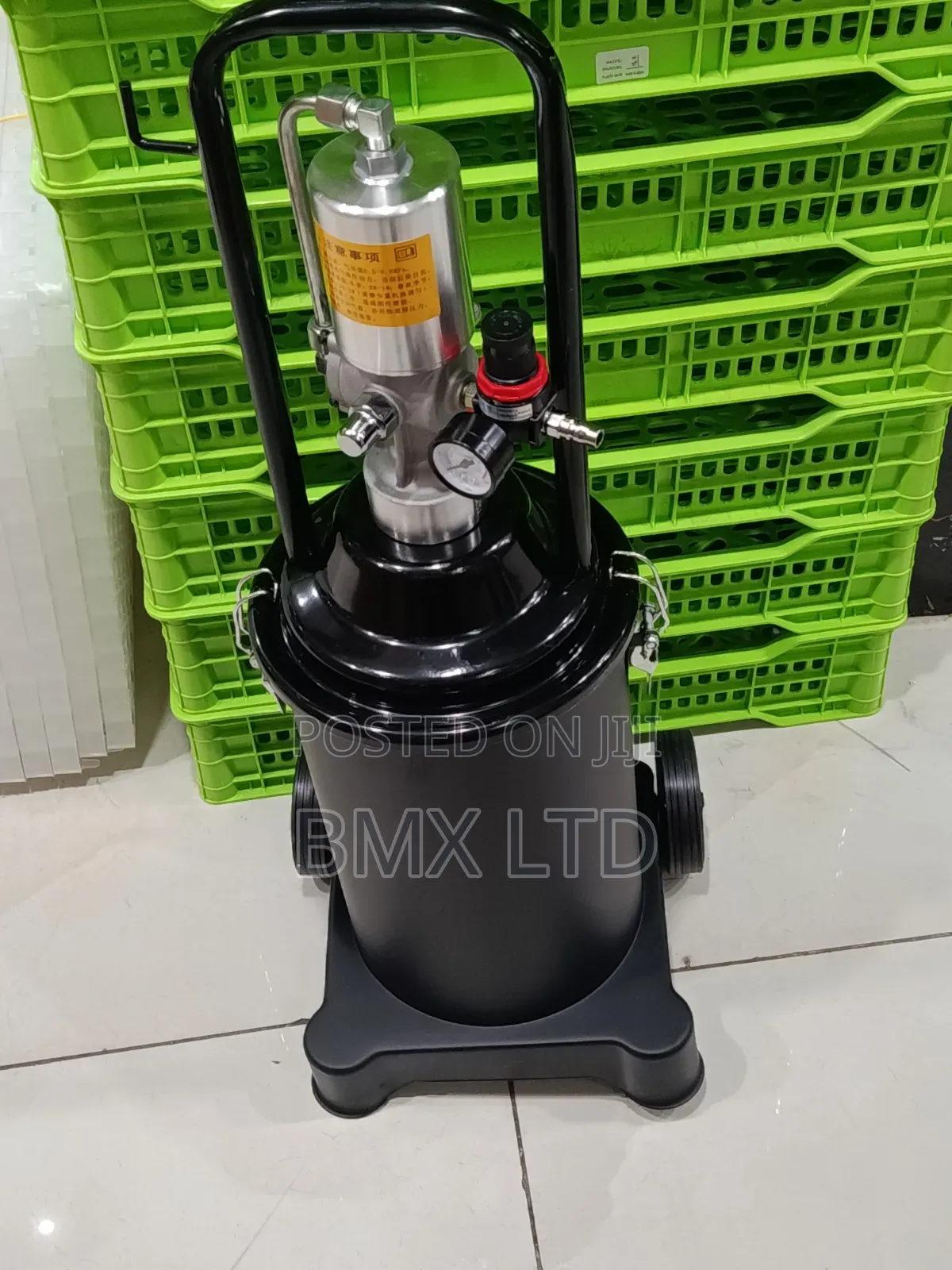 Vacuum Fluid Extractor